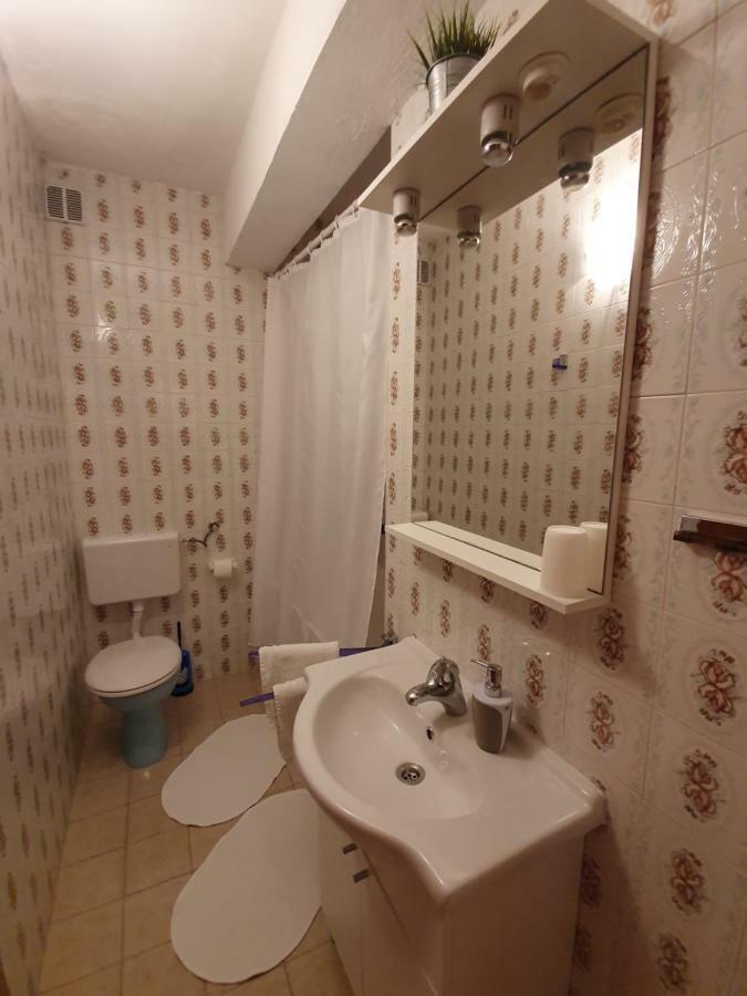 Apartmani Renata Brela Extérieur photo